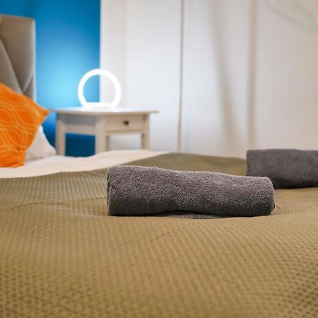 Blue Chili 31 - Stadtwohnung Fuer 7 - Modern Zentral Karlshorst Wlan Berlin Kültér fotó